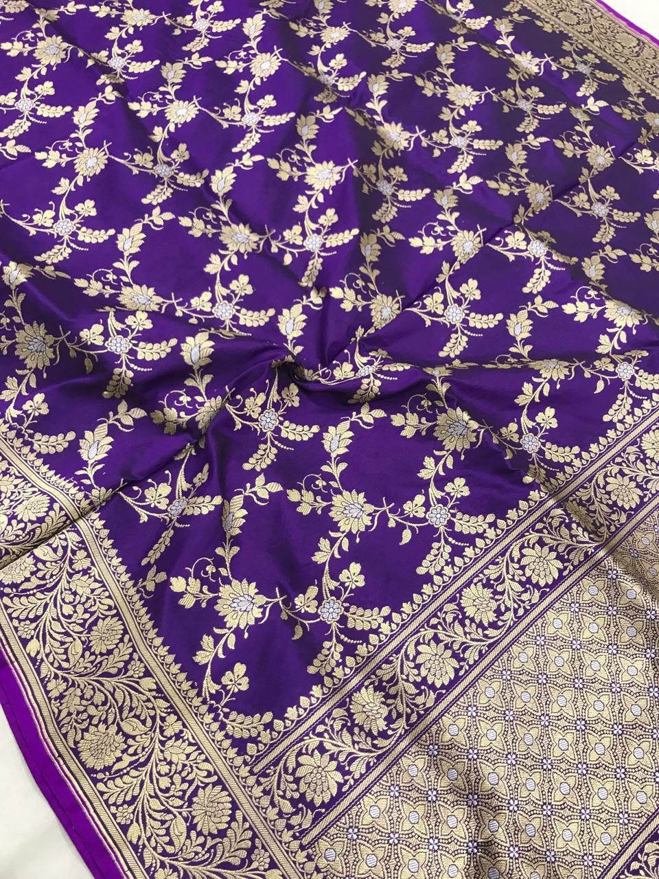 Banarasi Katan Silk Jangla (traditional floral vine jaal weave)