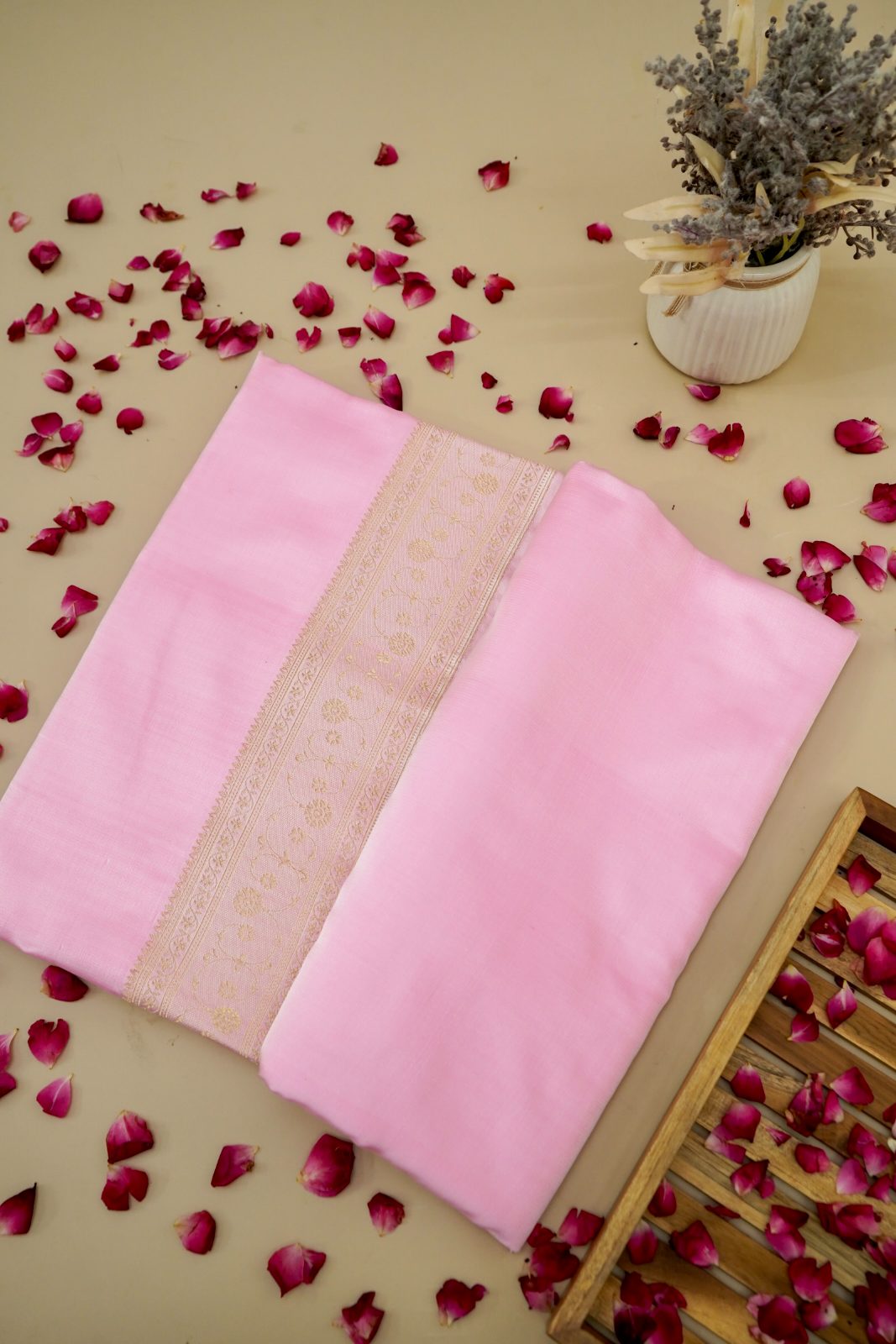 Banarasi Katan Silk Plain Body with Ornate Kalka Pallu (traditional gold zari paisley pattern)